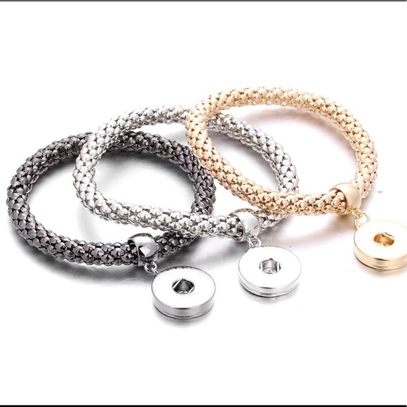 Snap button bracelet - Picture 2 of 2